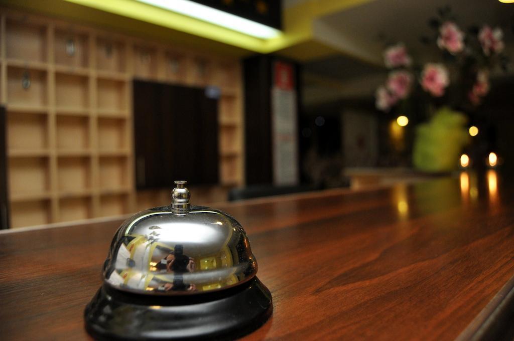 Hotel Zagiel Niewiesze Екстериор снимка