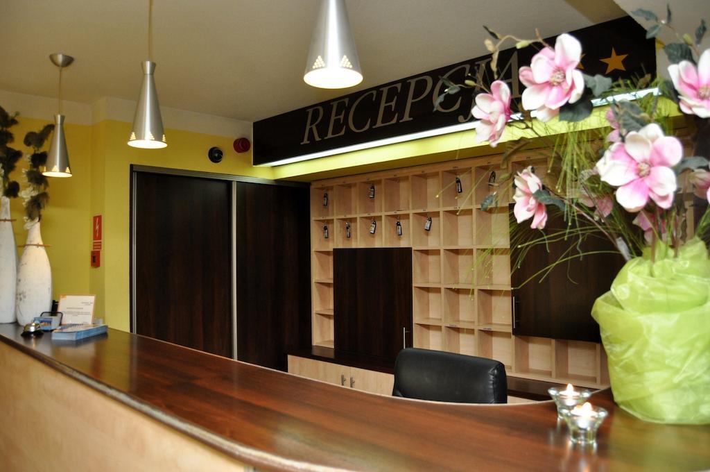 Hotel Zagiel Niewiesze Екстериор снимка