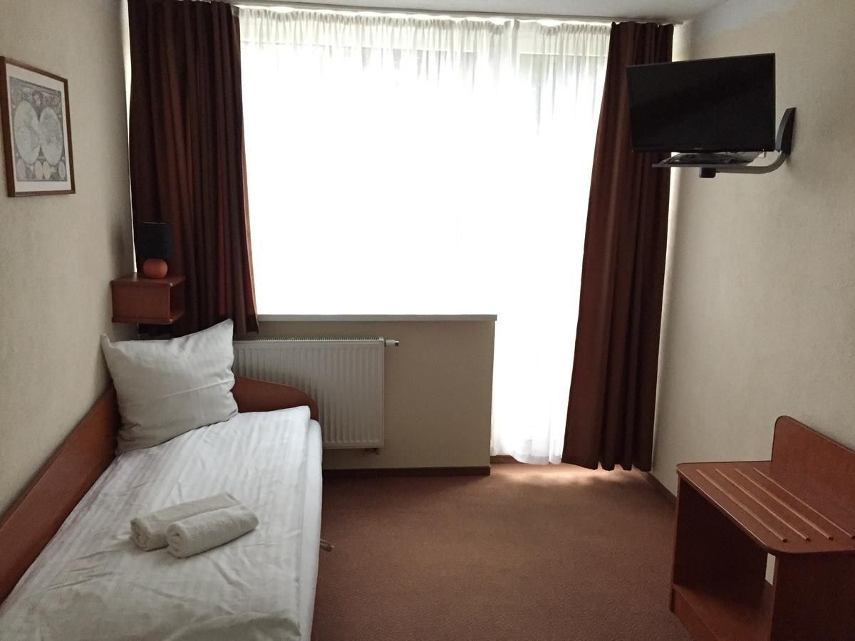 Hotel Zagiel Niewiesze Екстериор снимка